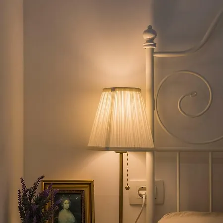 Mediterranean Vintage *